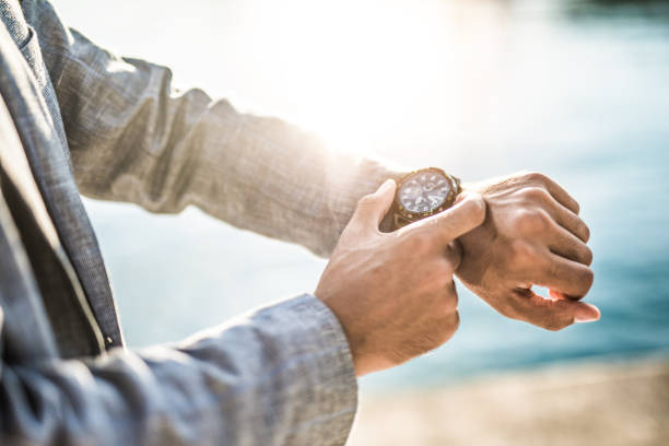 pizzerianicoli.ro | How to Choose the Perfect Watch for a Beach Day: Tips and Recommendations